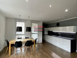 Pronájem prostorného bytu 3+kk, 101m2 s lodžií a balkonem v Táboře