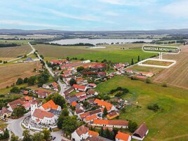 Pozemek 8 217 m² pro občanskou vybavenost – Pištín