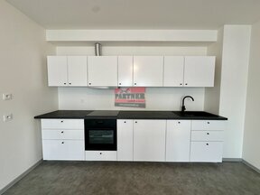 Pronájem moderního bytu 2+kk s balkonem, Svatá Anna, Tábor