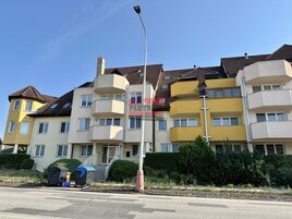 Prodej prostorného bytu 4+kk s lodžií, 83,44m2, Tábor - Chýnovská ulice