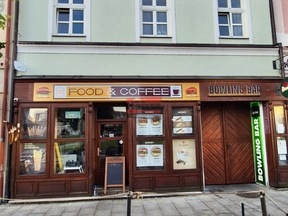 Prodej komerčního objektu v centru Soběslavi - zavedený bowling, bar, prodejna a kanceláře