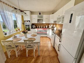 Prodej bytové jednotky 3+1 s garáží 86,2 m2 v Táboře