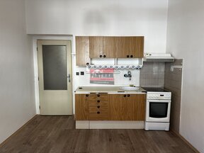 Pronájem bytu 3+1, 91m2 v centru Tábora, ulice Palackého