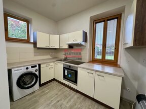 Pronájem bytu 1+1, 42m2, ulice Hromádkova, Tábor